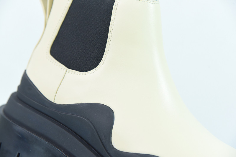 Bo*te*ga ve*ne*ta sneaker