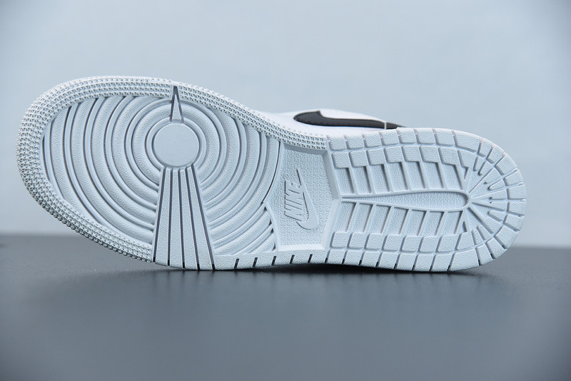 air jordan 1 low white black 553560-103