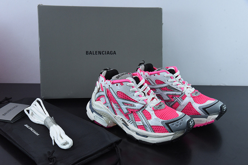 Ba*len*cia*ga runner sneaker