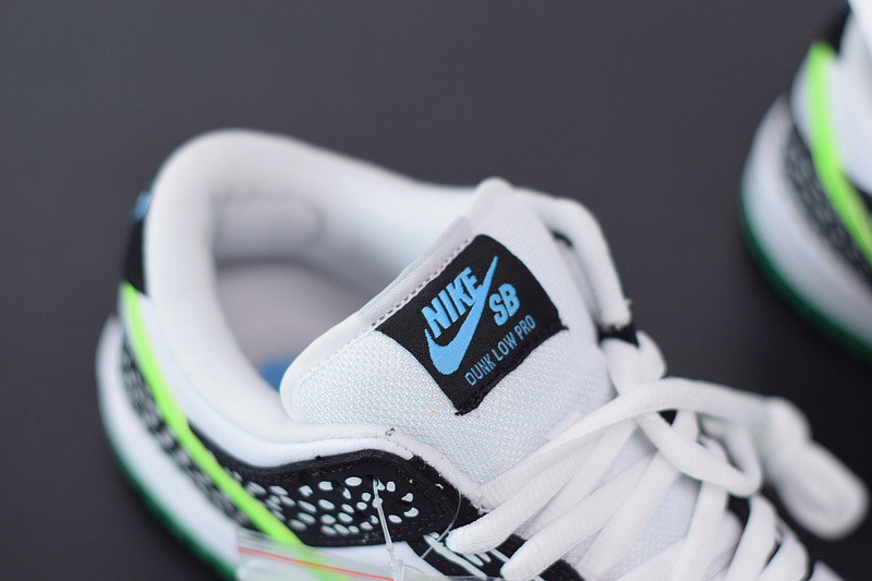 nike sb dunk low “loon” 313170-011