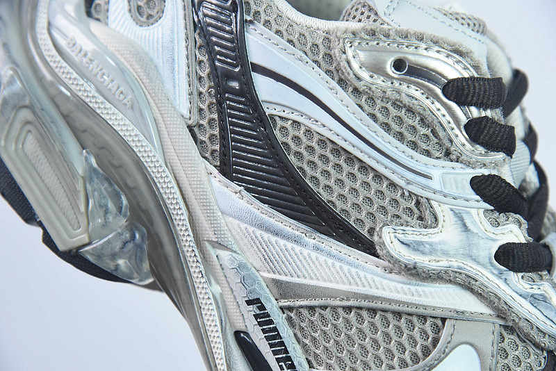 Ba*len*cia*ga runner sneaker