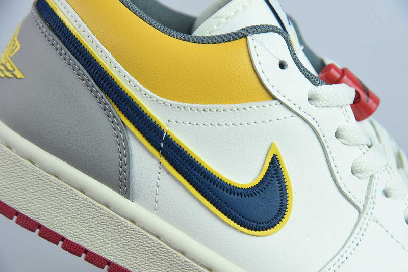 Air Jordan 1 Low Premium "Lace Toggle" HV4511-133