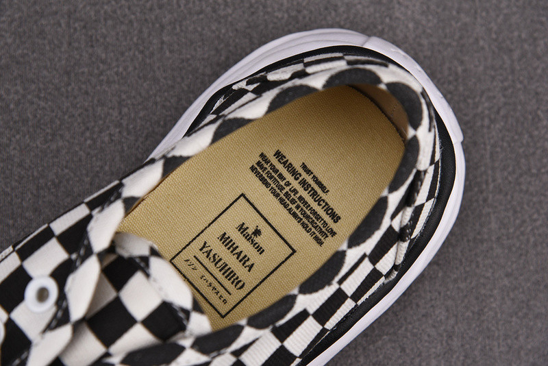 Ma*s*n mihara yasuhiro sneaker