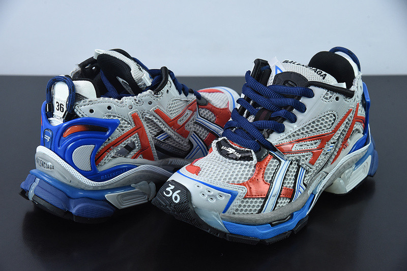 Ba*len*cia*ga runner sneaker