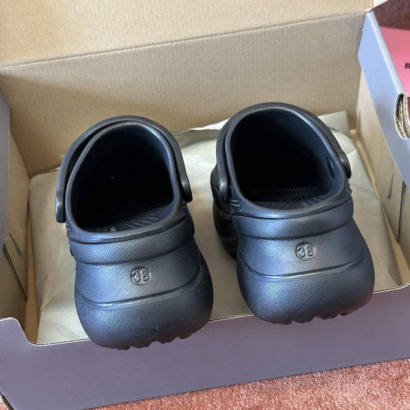 Balenciaga sLIDE