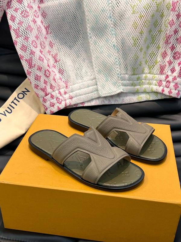 lvt sandals
