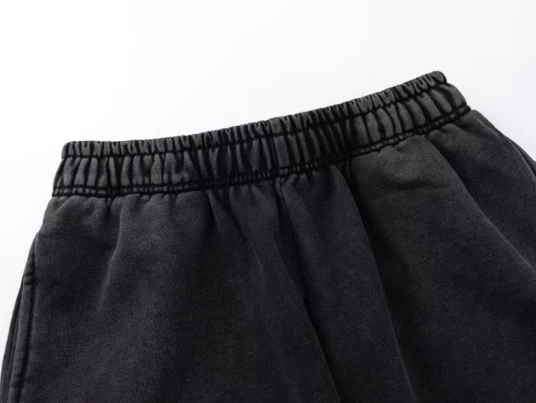 Ba*len*cia*ga clothes