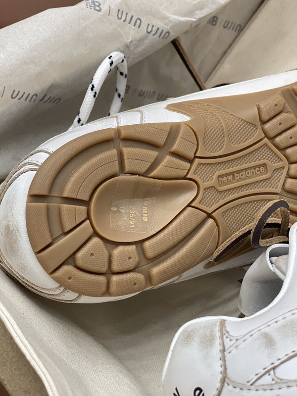 NEW BALANCE X MIUMIU SNEAKER