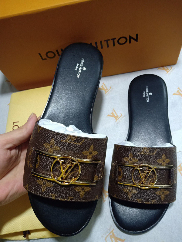 lvt sandals