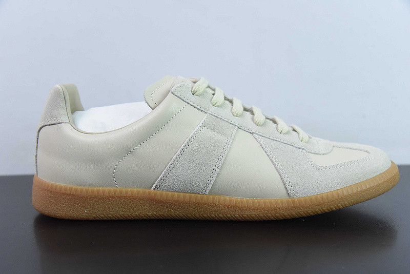 ma*s*n Ma*i*la sneaker