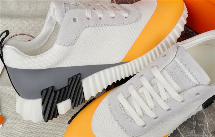 H**mes sneaker
