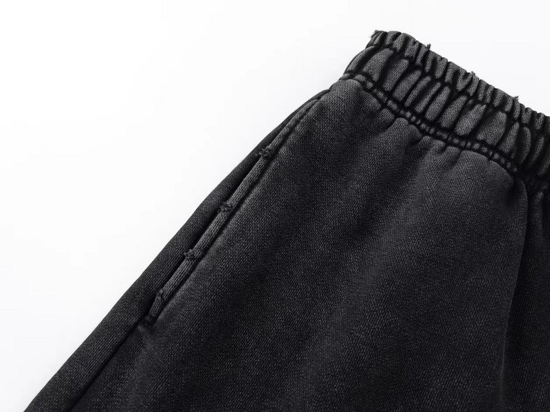 Ba*len*cia*ga clothes