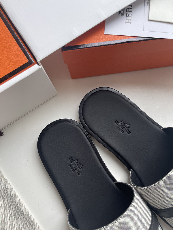 HERMES SLIDE