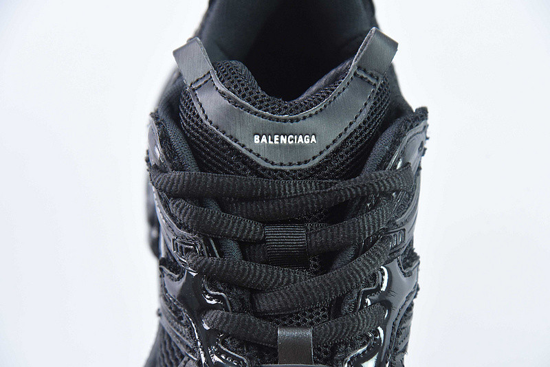 Ba*len*cia*ga runner sneaker