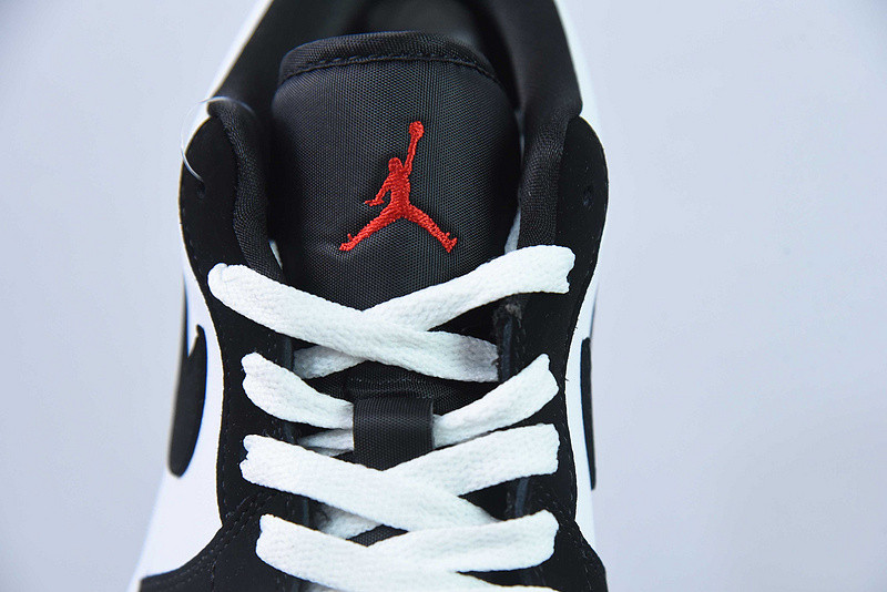 Air Jordan 1 Low “Panda Toe” HF3188-106