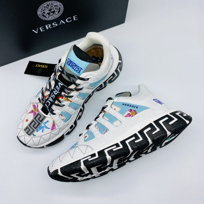 vs chain reaction sneakers