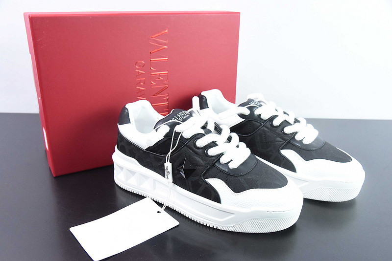 valentino sneaker