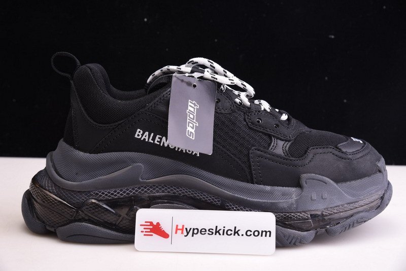 bc triple s trainer ‘all black distressed’’ 541624 w09o1 1000